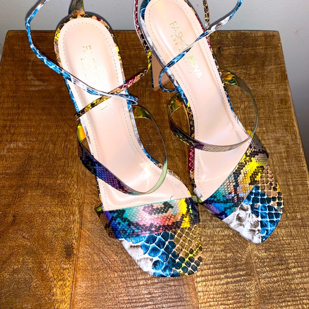 NEW Fashionova reptile strap, lace up block heel